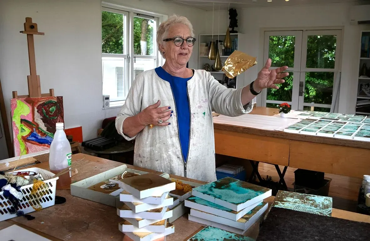 Flying gold in my studio - Flyvende guld i mit værksted 